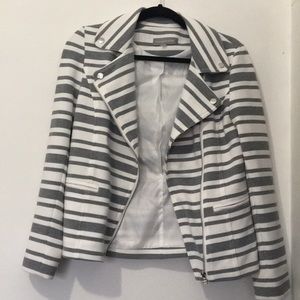 Bagatelle gray and white blazer